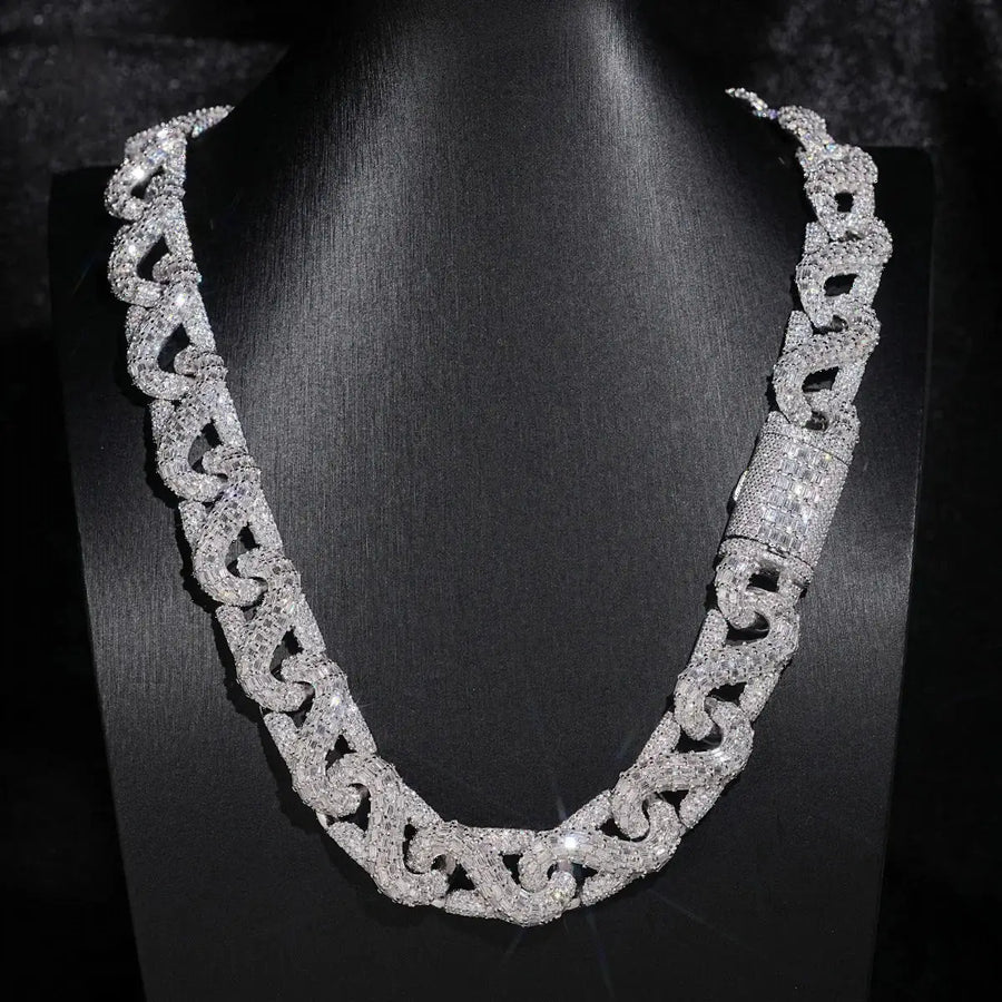 18MM S925 SILVER BAGUETTE VVS MOISSANITE INFINITY CUBAN LINK CHAIN