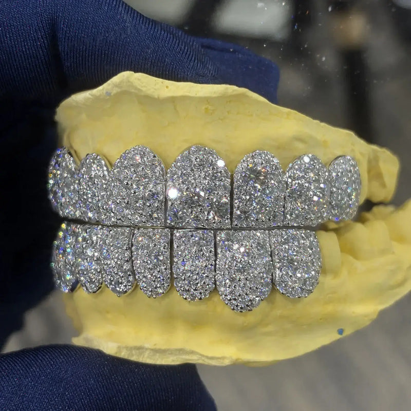 CUSTOMIZED ICED OUT TOP & BOTTOM S925 SILVER VVS MOISSANITE GRILLZ