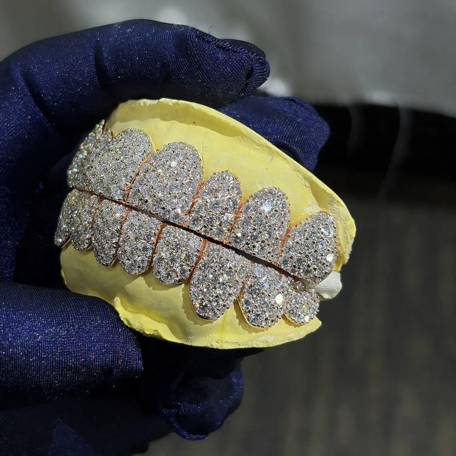 CUSTOM S925 SILVER VVS MOISSANITE FLOODED GRILLZ