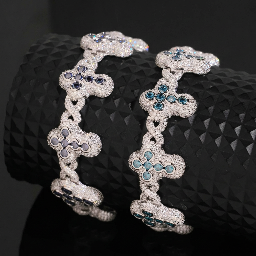 Bracelet photo with the gold logo removed