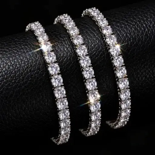 The VVS Moissanite Classic Round-Cut Tennis Bracelet (3MM/4MM/5MM)