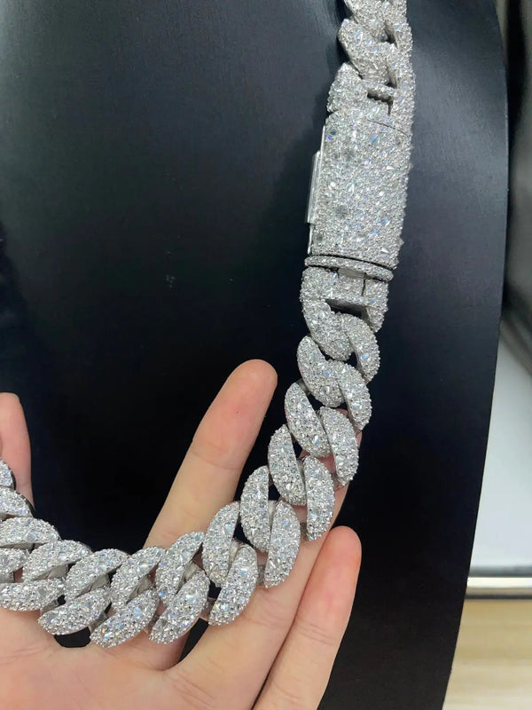 20MM S925 SILVER UPSIDE DOWN REVERSE SETTING MOISSANITE CUBAN LINK CHAIN