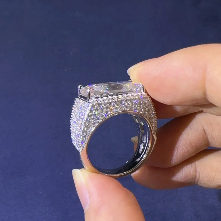 10*16mm Radiant Moissanite Ring