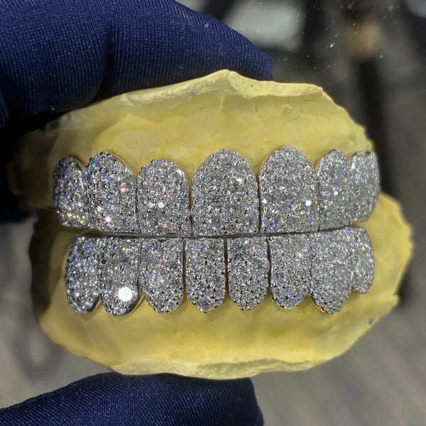 CUSTOMIZED ICED OUT TOP & BOTTOM S925 SILVER VVS MOISSANITE GRILLZ