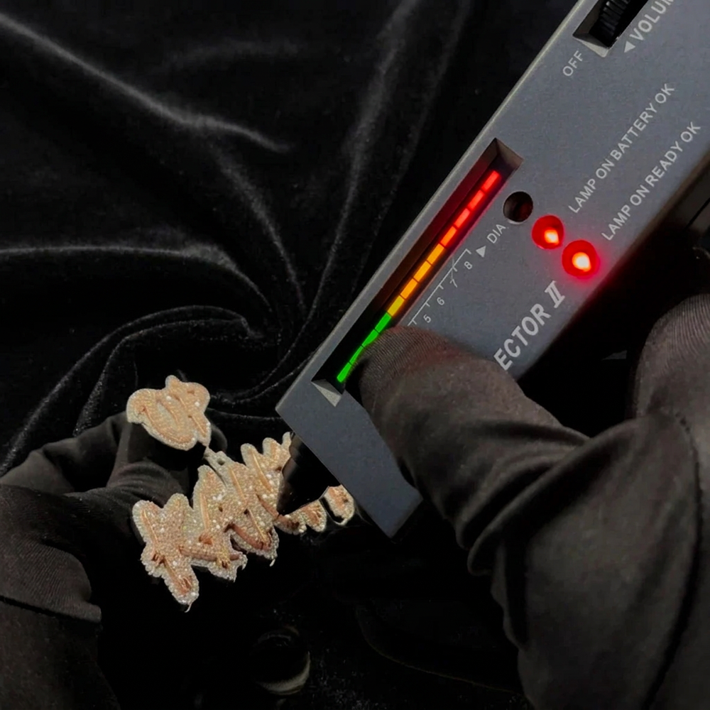 Jewelry testing with black velvet background