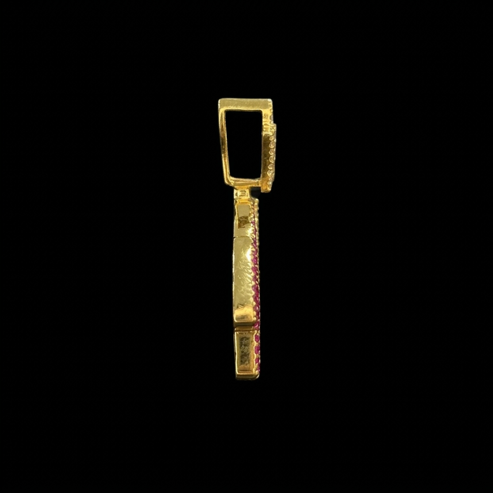 Pendant side profile on plain black